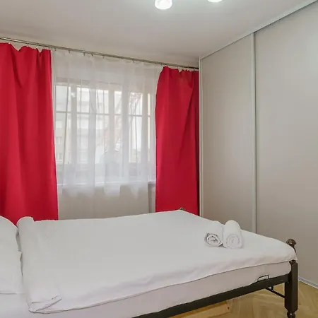 Apartment Central Suhaya