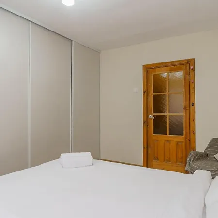 Central Suhaya Apartment *